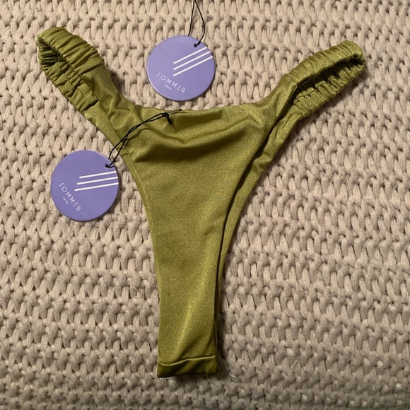 Sommer Swim green bikini - BOTTOMS ONLY - Picture 4 of 8